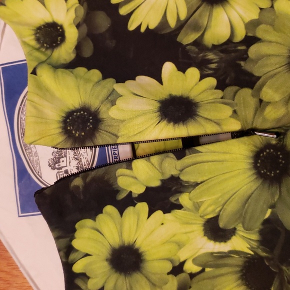 Blouse - Picture 3 of 4